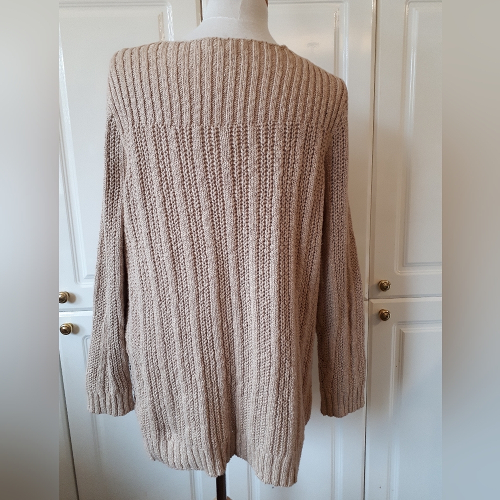 Beige Sweater - Picture 4 of 8
